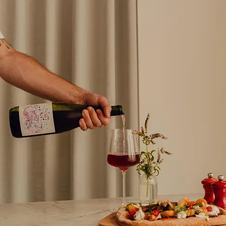 Design Zum Hirschen מלון 4*