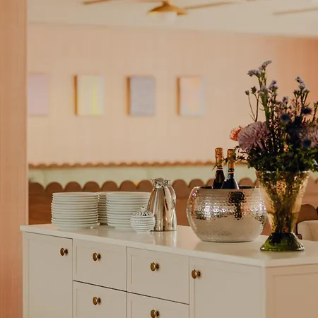 Design Zum Hirschen מלון